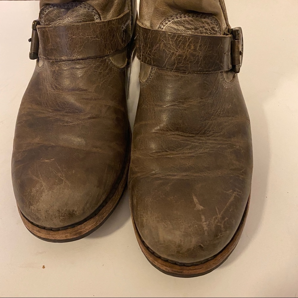 Frye Distressed Veronica Short Boot - Picture 3 of 13